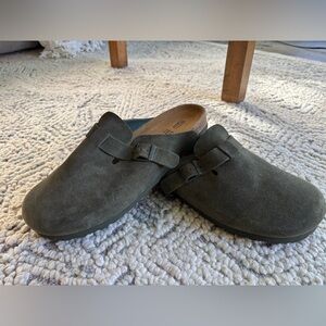 Birkenstock Men's Suede Slip-Ons - Dark Gray